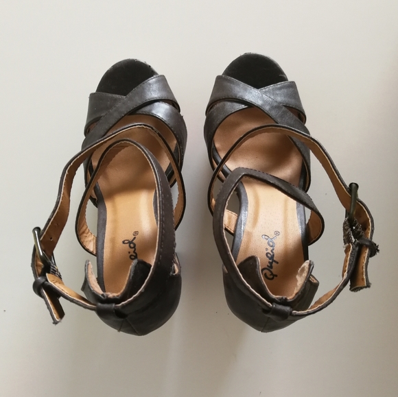 ❤️[3/$35] Qupid Strappy Floral Platform Block Heel - Picture 7 of 9